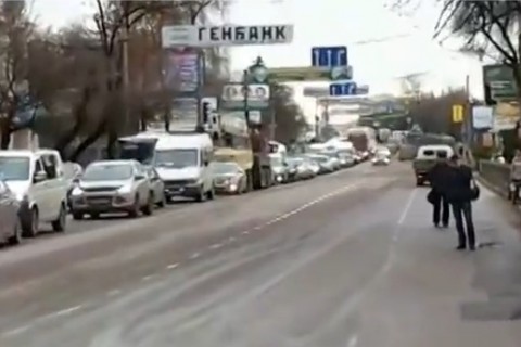 Видео. Крым полностью остался без электричества. Не работает даже мобильная связь