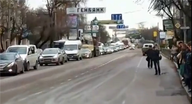 Видео. Крым полностью остался без электричества. Не работает даже мобильная связь